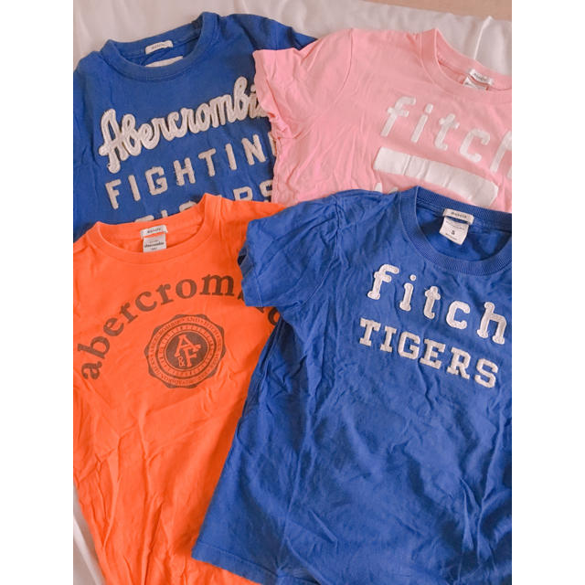Abercrombie&Fitch(アバクロンビーアンドフィッチ)のAbercrombie&Fitch アバクロキッズ4枚 キッズ/ベビー/マタニティのキッズ服男の子用(90cm~)(Tシャツ/カットソー)の商品写真