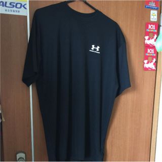 アンダーアーマー(UNDER ARMOUR)のアンダーアーマーフルTシャツＬＧ新品値下げしました(Tシャツ(半袖/袖なし))