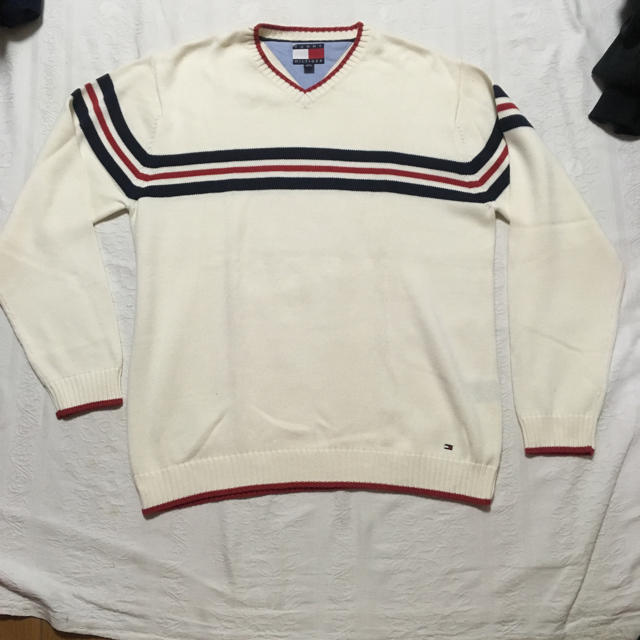 TOMMY HILFIGER(トミーヒルフィガー)のトミーヒルフィガー フラッグロゴ ニット メンズのトップス(ニット/セーター)の商品写真