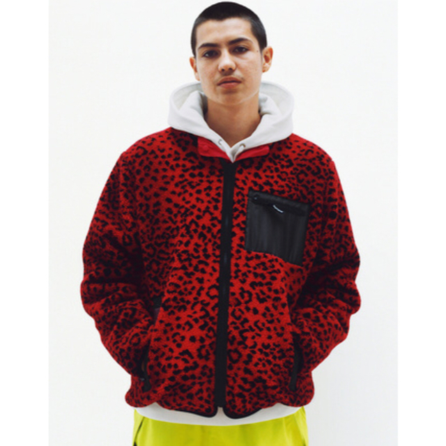 Supreme(シュプリーム)の【S】Leopard Fleece Reversible Jacket /Red メンズのジャケット/アウター(ナイロンジャケット)の商品写真