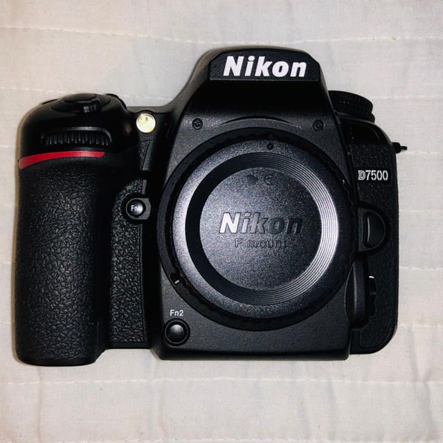 Nikon - NIKON D7500