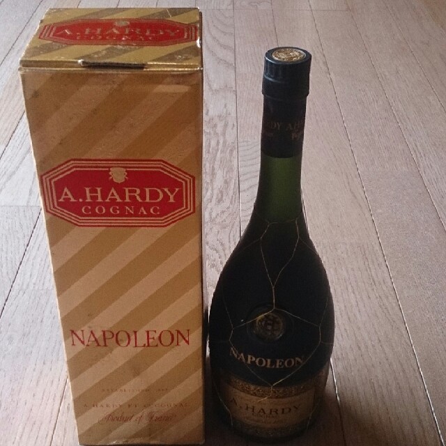 未開封ナポレオンA HARDY(古酒) 食品/飲料/酒の酒(ブランデー)の商品写真
