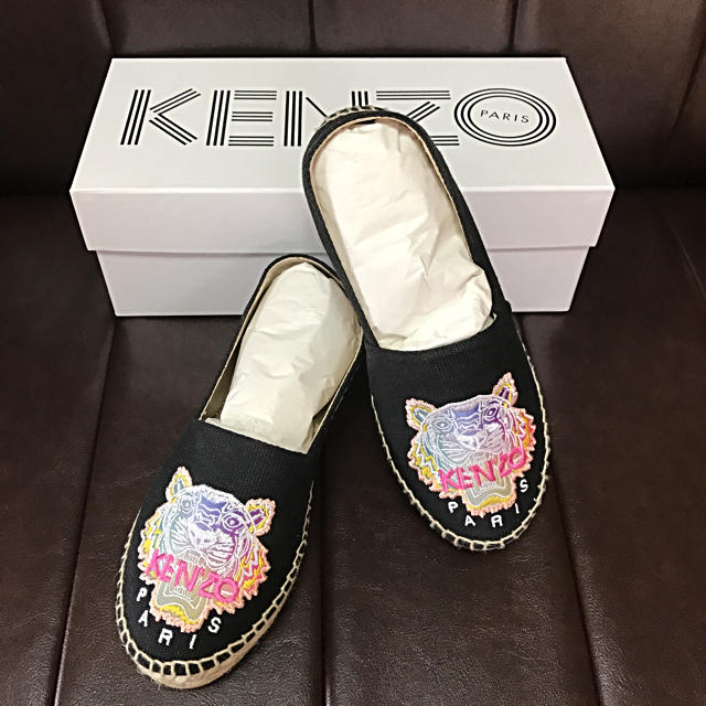 KENZO(ケンゾー)の☆KENZO☆ Rainbow Tiger Espa レディースの靴/シューズ(スリッポン/モカシン)の商品写真