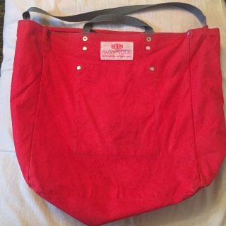 ビームスボーイ(BEAMS BOY)のBAG'n'NOUN バッグンナウン  ツールバック レッド(トートバッグ)