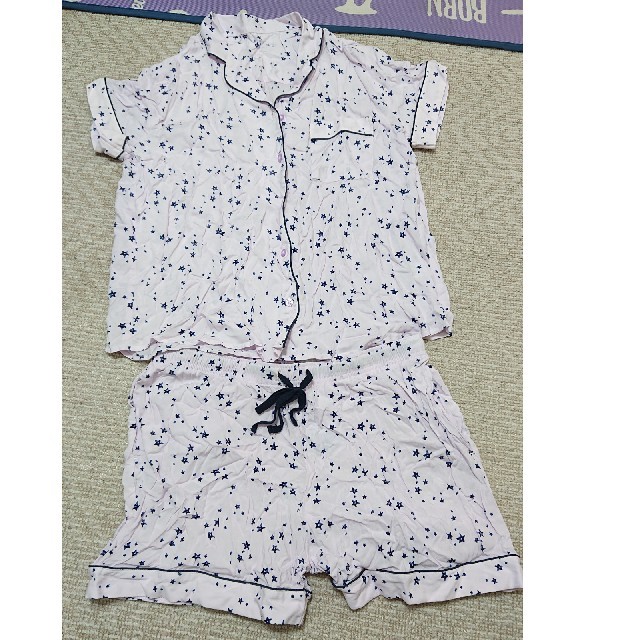 GU(ジーユー)のジーユー 半袖パジャマ XL 未使用 ユニクロ レディースのルームウェア/パジャマ(パジャマ)の商品写真