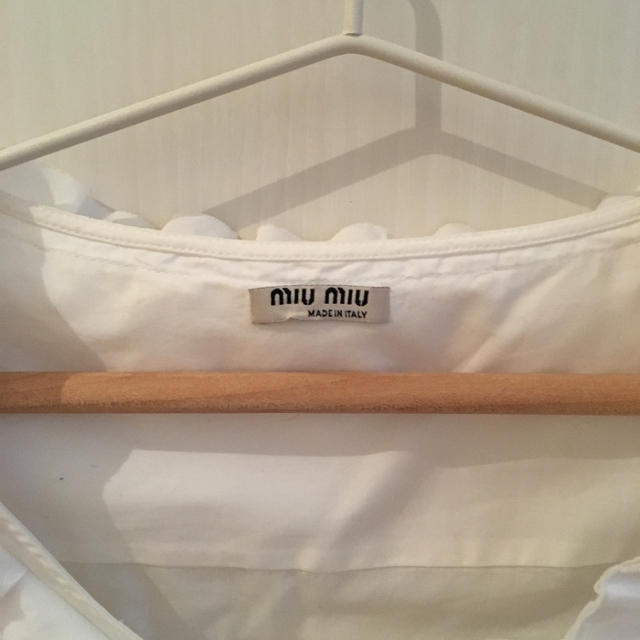 miumiu(ミュウミュウ)のmiumiu blouse レディースのトップス(シャツ/ブラウス(長袖/七分))の商品写真