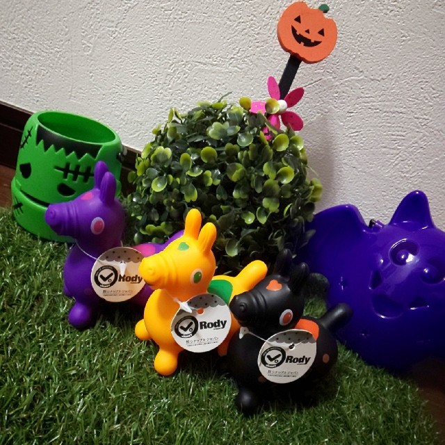 Rody(ロディ)の新品☆ハロウィーンバージョン🎃ミニロディセット エンタメ/ホビーのおもちゃ/ぬいぐるみ(キャラクターグッズ)の商品写真