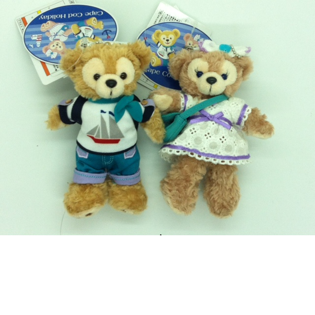 ケープコッド ホリデー グッズ ぬいぐるみ バッジ ダッフィー+シェリーメイ エンタメ/ホビーのおもちゃ/ぬいぐるみ(ぬいぐるみ)の商品写真