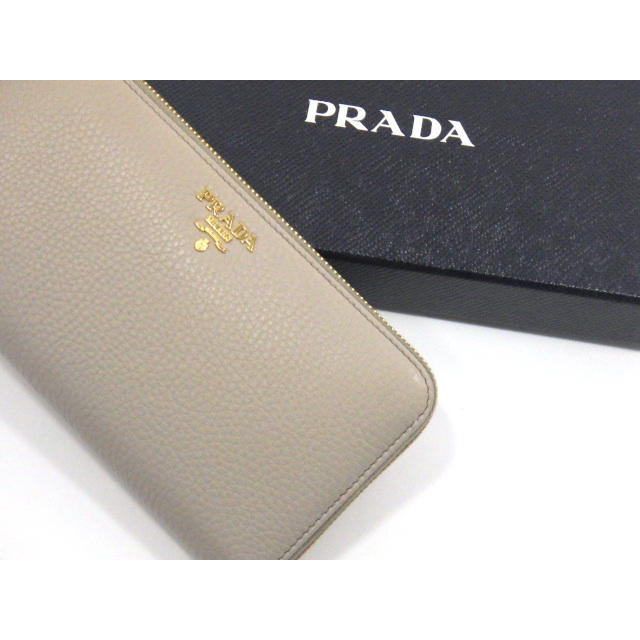 PRADA(プラダ)のPRADA プラダ 財布 グレー レディースのファッション小物(財布)の商品写真