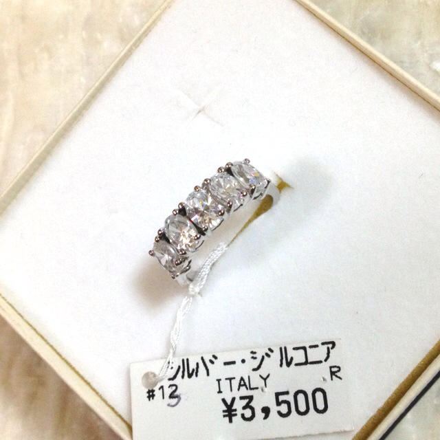 シルバーリング ジルコニア5粒 レディースのアクセサリー(リング(指輪))の商品写真