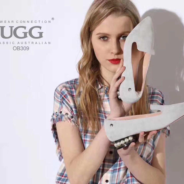 UGG(アグ)のオーストラリアUGGパンプス 24cm レディースの靴/シューズ(ハイヒール/パンプス)の商品写真