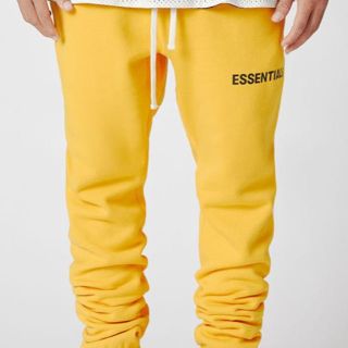 フィアオブゴッド(FEAR OF GOD)のfog essentials graphic sweatpants XS新品(その他)