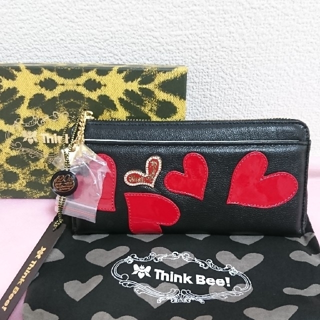 Think Bee!(シンクビー)のmomo様専用   新品・未使用シンクビー！  レッドハーツドリームスＬ型長財布 レディースのファッション小物(財布)の商品写真