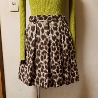 ザラ(ZARA)の美品　レオパード　ひょう柄　ヒョウ柄　フレアスカート　ブラウン×ベージュ(ひざ丈スカート)