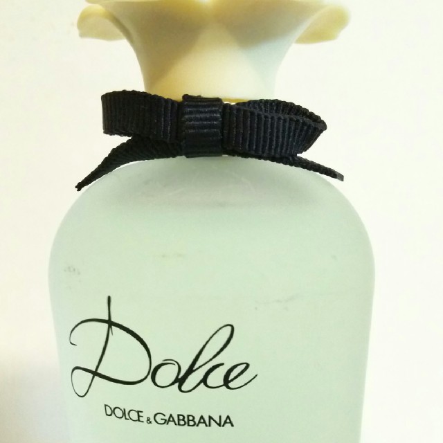 DOLCE&GABBANA(ドルチェアンドガッバーナ)のDOLCE&GABBANA☆ドルチェ・フローラルドロップス・オードトワレ コスメ/美容の香水(香水(女性用))の商品写真