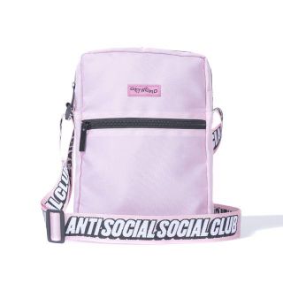 アンチ(ANTI)の【ピンク】ASSC サイドバッグとピンバッチセット(ショルダーバッグ)