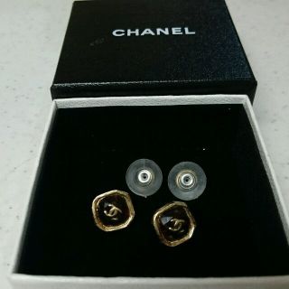 シャネル(CHANEL)のCHANELダイヤ型ピアス(ピアス)