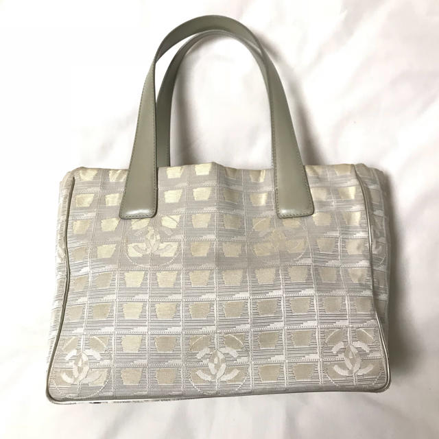 CHANEL(シャネル)のCHANEL シャネル★値下 セール 超美品 訳有 トラベルライン PM トート レディースのバッグ(トートバッグ)の商品写真