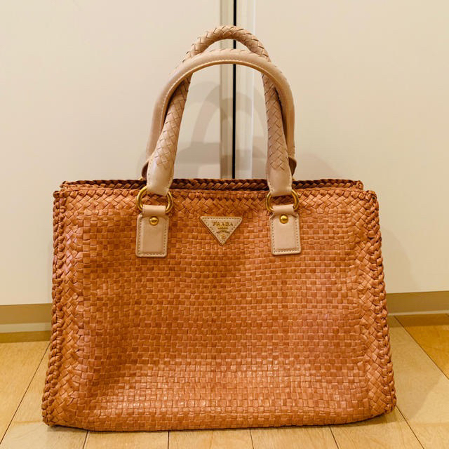 PRADA】希少ハンドバッグ フラワーモチーフ【美品】 www.obn.ba