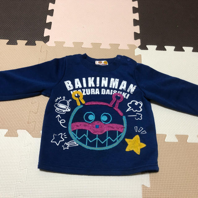 アンパンマン(アンパンマン)のバイキンマン トレーナー キッズ/ベビー/マタニティのキッズ服男の子用(90cm~)(Tシャツ/カットソー)の商品写真