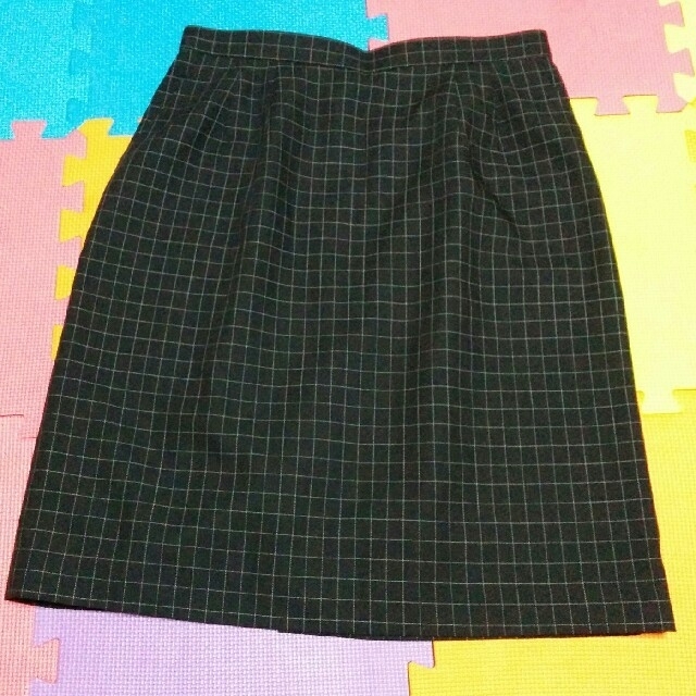 【値下げ】ドラマ使用されてるカーシーカシマほぼ新品　事務服スカート レディースのパンツ(キュロット)の商品写真