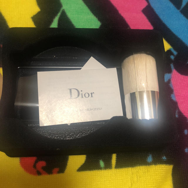 Dior(ディオール)のディオールスキン ヌード エアー パウダー コンパクト コスメ/美容のベースメイク/化粧品(フェイスパウダー)の商品写真