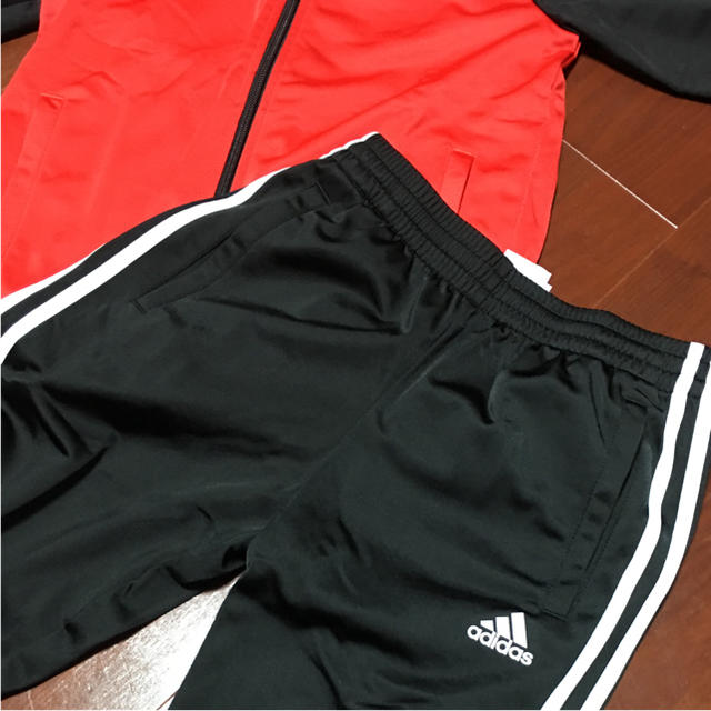 adidas(アディダス)の新品 アディダス ジャージ  150 上下セット サッカー キッズ/ベビー/マタニティのキッズ服男の子用(90cm~)(パンツ/スパッツ)の商品写真