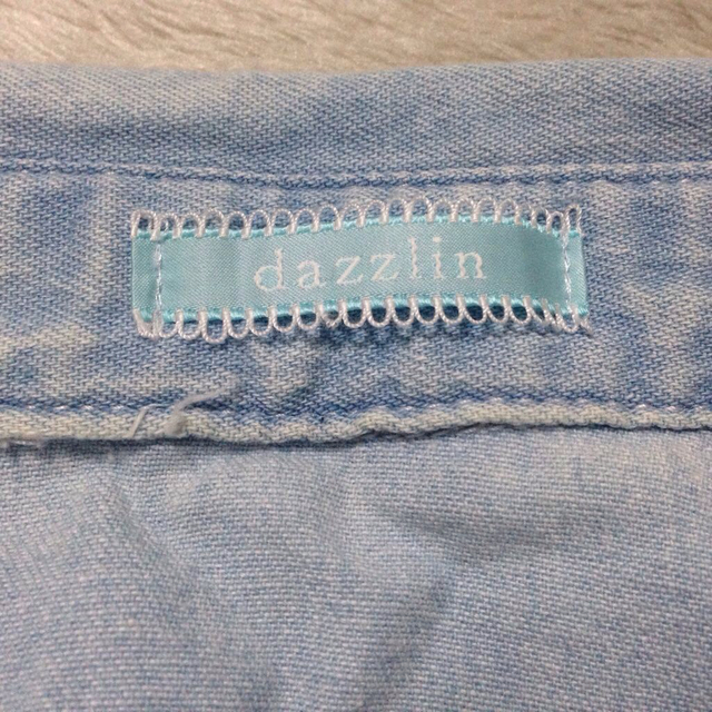 dazzlin(ダズリン)のお取り置き！dazzlinデニムシャツ レディースのトップス(シャツ/ブラウス(長袖/七分))の商品写真