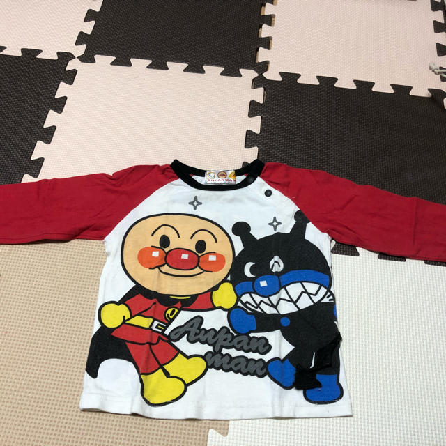 アンパンマン(アンパンマン)のアンパンマン トップス キッズ/ベビー/マタニティのキッズ服男の子用(90cm~)(Tシャツ/カットソー)の商品写真