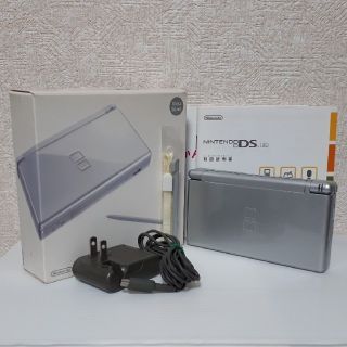 ニンテンドーDS(ニンテンドーDS)の中古★ニンテンドーDS Lite グロスシルバー本体 充電器付き(携帯用ゲーム機本体)