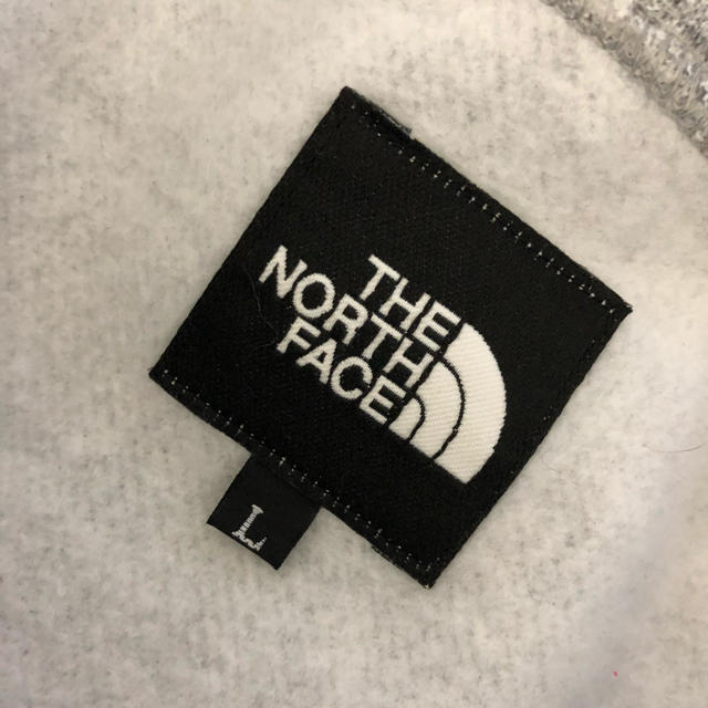 THE NORTH FACE(ザノースフェイス)の●THE NORTH FACE フーディー● レディースのトップス(トレーナー/スウェット)の商品写真