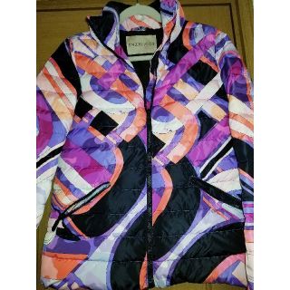 EMILIO PUCCI(ダウンジャケット)のフリマアイテム一覧 EMILIO PUCCI(ダウンジャケット)のフリマアイテム一覧