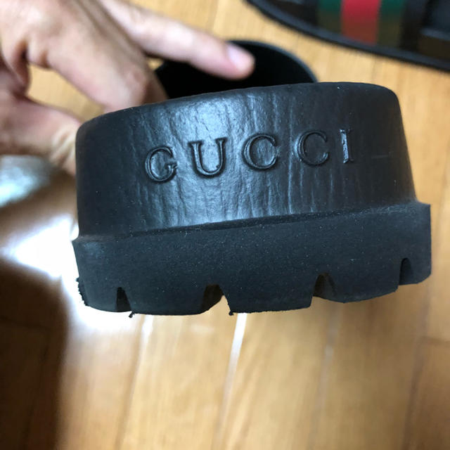 Gucci(グッチ)のGucci スライドサンダル 確実正規品 メンズの靴/シューズ(サンダル)の商品写真