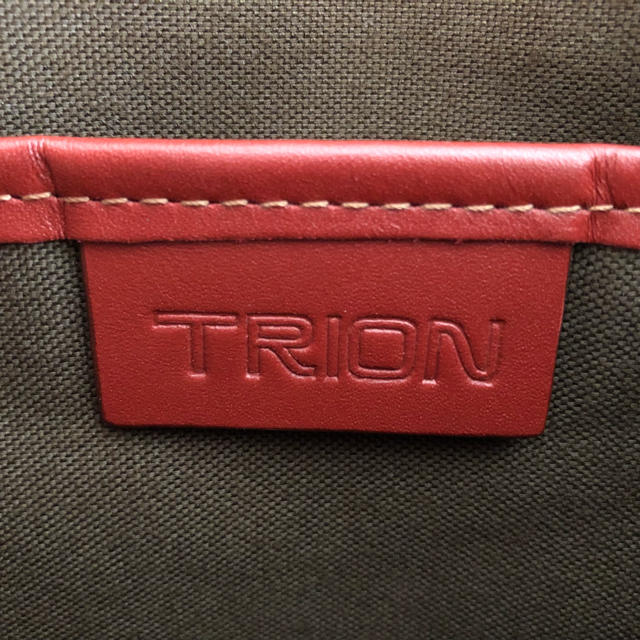 トライオン trion グラブレザーバッグ メンズのバッグ(ビジネスバッグ)の商品写真