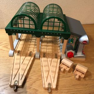 フィッシャープライス(Fisher-Price)のナップフォードステーション(電車のおもちゃ/車)