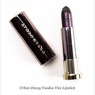 アーバンディケイ(Urban Decay)のurban decay voodoo lips (口紅)