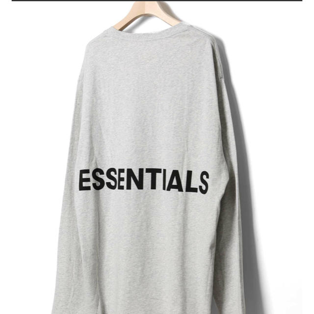 FEAR OF GOD(フィアオブゴッド)のFOG essentials ロンT 専用ページ メンズのトップス(Tシャツ/カットソー(七分/長袖))の商品写真