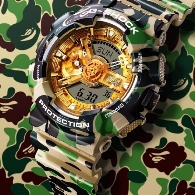 A BATHING APE(アベイシングエイプ)のA BATHING APE × G-SHOCK GA-110 メンズの時計(腕時計(デジタル))の商品写真