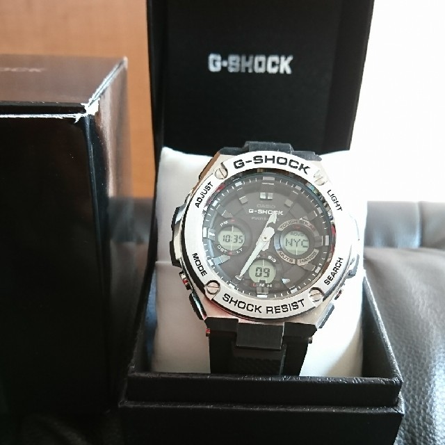 G-SHOCK(ジーショック)のG-SHOCK GST-W110 美品 メンズの時計(腕時計(デジタル))の商品写真
