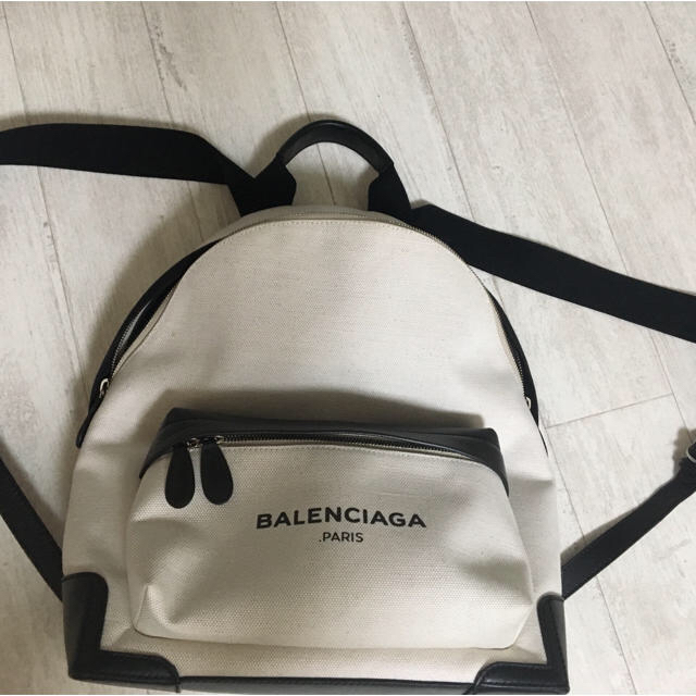 Balenciaga(バレンシアガ)のjoy様専用 BALENCIAGA リュック レディースのバッグ(リュック/バックパック)の商品写真