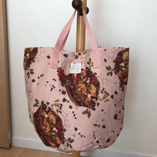 カネコイサオ(KANEKO ISAO)のKANEKO ISAO バッグ ピンクフルーツ柄(トートバッグ)