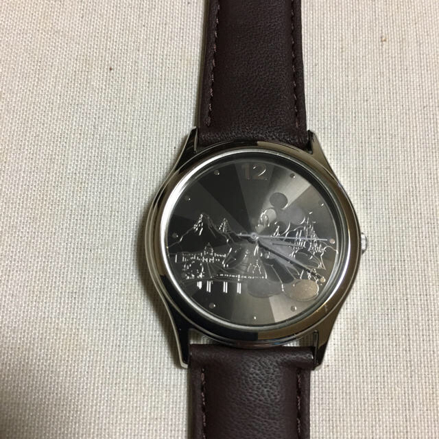 ディズニーキャスト限定腕時計の通販 by seawave's shop|ラクマ ディズニーキャスト限定腕時計の通販 by seawave's shop|ラクマ