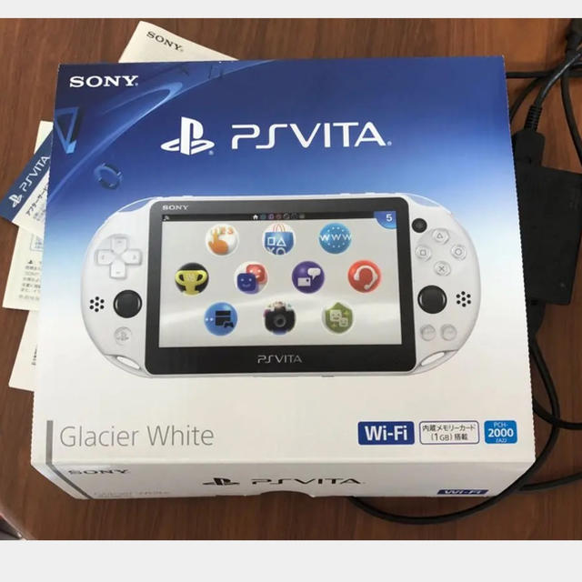 PlayStation Vita(プレイステーションヴィータ)の PlayStation Vita PCH-2000 Wi-Fiモデル エンタメ/ホビーのゲームソフト/ゲーム機本体(携帯用ゲーム機本体)の商品写真