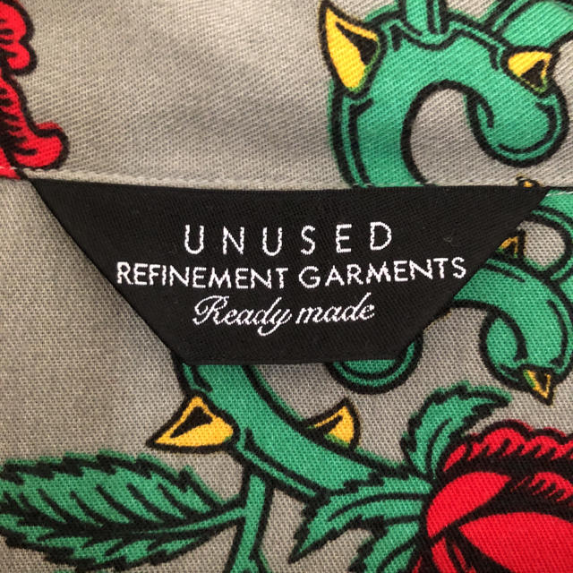 UNUSED(アンユーズド)のunused rose pattern オープンカラー シャツ  坂口健太郎着 メンズのトップス(シャツ)の商品写真