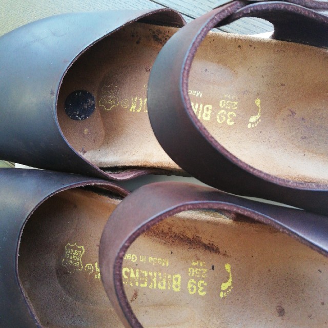 BIRKENSTOCK(ビルケンシュトック)のビルケンシュトック サイズ39 こげ茶 レディースの靴/シューズ(その他)の商品写真