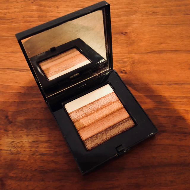 BOBBI BROWN(ボビイブラウン)のボビイブラウン  シマーブリック ブロンズ コスメ/美容のベースメイク/化粧品(フェイスカラー)の商品写真