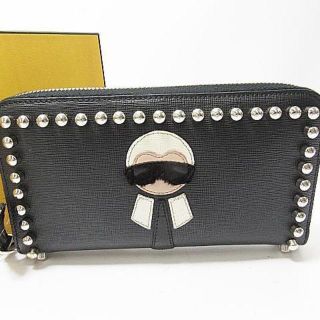 FENDI - 再お値下げ 完売 FENDI チェーンつきウォレット 新品未使用の通販 by 玉子0740's shop｜フェンディならラクマ