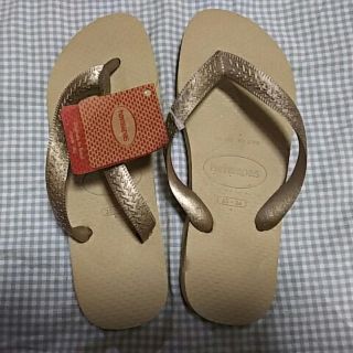 ハワイアナス(havaianas)の【新品未使用】ﾊﾜｲｱﾅｽ ﾋﾞｰﾁｻﾝﾀﾞﾙ(ビーチサンダル)