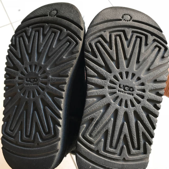 UGG(アグ)のUGG ブーツ スノーブーツ 16cm キッズ/ベビー/マタニティのキッズ靴/シューズ(15cm~)(ブーツ)の商品写真