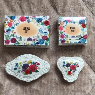 アナスイ(ANNA SUI)の【新品•未使用】ANNA SUI パレット4と、パレットミニ3のセット🦋(コフレ/メイクアップセット)